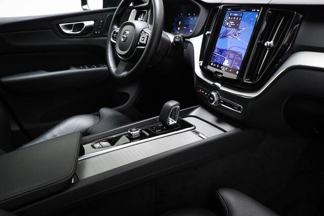 Volvo XC60 2.0 T8 Plug-in hybrid AWD Plus Bright | LUCHTVERING | ACHTERBANKVERWARMING | DAB | APPLE | 360 CAMERA | 20"
