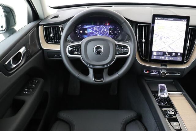 Volvo XC60 II T6 PLUG-IN HYBRID AWD ULTRA DARK -PANO.DAK|HARMAN/KARDON|360°CAM|POWER-SEATS|TREKHAAK|20"|FACELIFT