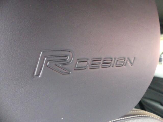 Volvo XC60 2.0 T4 R-Design / Trekhaak / 21 inch