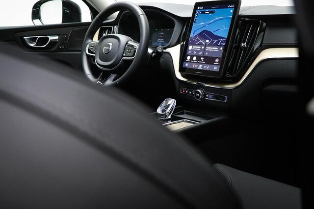 Volvo XC60 2.0 T6 Plug-in hybrid AWD Ultra Bright | PANORAMADAK | STUURVERWARMING | DAB | APPLE | 360 CAMERA