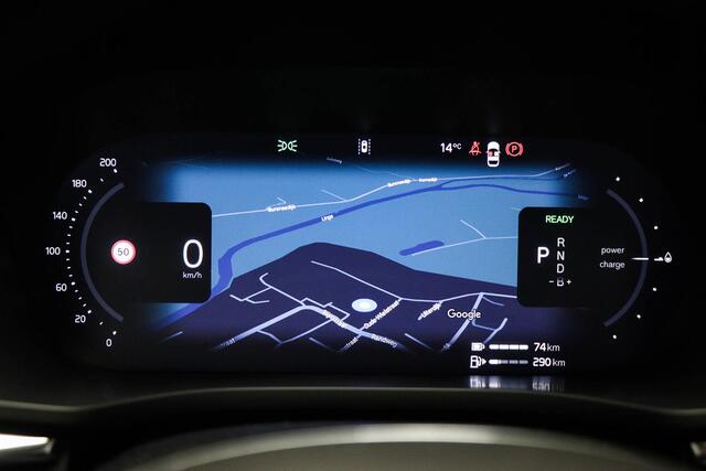 Volvo XC60 2.0 T6 Plug-in hybrid AWD Ultra Bright | PANORAMADAK | STUURVERWARMING | DAB | APPLE | 360 CAMERA