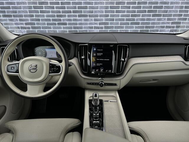 Volvo XC60 2.0 T8 Twin Engine AWD Inscription | Trekhaak | Nappaleder | Stoelventilatie | Panoramadak | Head-up Display | Achteruitrijcamera | Parkeersensoren | Keyless Entry | Elektrische Achterklep | Elektrisch Verstelbare Voorstoelen | Cruise Control Adaptief | B