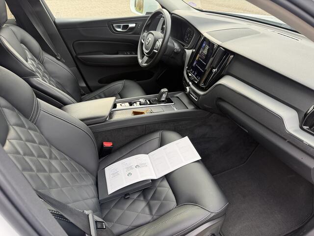 Volvo XC60 2.0 B4 R-Design Carplay/Leer/Camera Mild Hybrid