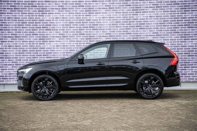 Volvo XC60 2.0 T6 Plug-in hybrid AWD Ultra Black Edition | Trekhaak | Harman Kardon Audio | Head-up Display | 360 Graden Camera | Panoramadak | Lichtmetalen Velgen 21 inch | Elektrisch Verstelbare Voorstoelen | Keyless Entry | BLIS