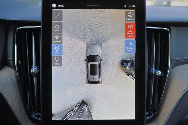 Volvo XC60 T8 Plug-in hybrid AWD Ultra Dark Polestar Engineered software upgrade - HEICO Uitlaat systeem met actief kleppensysteem - Panorama/schuifdak - IntelliSafe Assist & Surround - 360º Camera - Harmon Kardon audio - Adaptieve LED koplampen - Verwarmde voorstoe