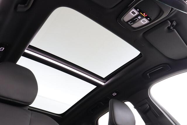 Volvo XC60 T8 PLUG-IN HYBRID AWD ULTRA BLACK EDITION *FULL OPTIONS!* -PANO.DAK|BOWERS&WILKINS|GEVENT.LEDER+MASSAGE|360°CAM|LUCHTVERING|HEAD-UP DISP.|TREKHAAK