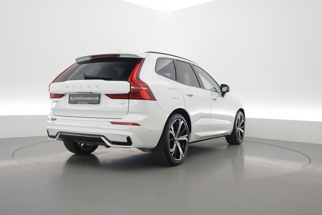 Volvo XC60 2.0 T8 Plug-in hybrid AWD Plus Dark | Luchtvering | Pano | Memory | 360cam | H&K Audio | Adapt. Cruise | CarPlay