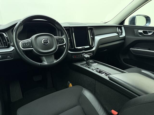 Volvo XC60 T5 252pk Momentum Pro / BLIS / Park assist camera / Pilot assist / Trekhaak / Stoelverwarming / Apple carplay /