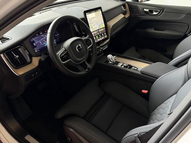 Volvo XC60 2.0 T6 AWD ULTRA DARK NW MODEL ELEK.TREKHAAK HARMAN KARDON HEADUP 360.CAM LEER SCHUIFDAK PHEV Plug in Hybrid ? Top Auto's Wijchen , Altijd een Ruim aanbod van Volvo's i BUSINESS / CORE / BRIGHT / DARK / ULTRA DARK / PLUS DARK / BLACK EDITION / ESSENTIA