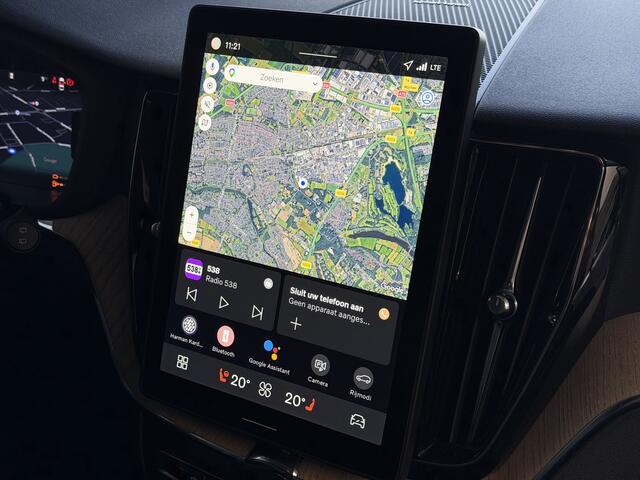 Volvo XC60 2.0 T6 AWD ULTRA DARK NIEUWE AUTO ELEK.TREKHAAK HARMAN KARDON HEADUP 360.CAM LEER SCHUIFDAK PHEV Plug in Hybrid ? Top Auto's Wijchen , Altijd een Ruim aanbod van Volvo's i BUSINESS / CORE / BRIGHT / DARK / ULTRA DARK / PLUS DARK / BLACK EDITION / ESSEN