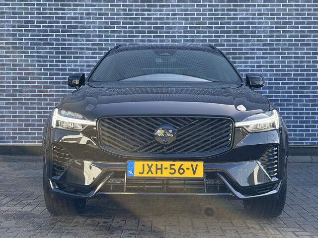 Volvo XC60 2.0 T8 Plug-in hybrid AWD Ultra Black Edition | PHEV | Facelift | Google | Long Range | Adaptieve Cruise Control | Luchtvering | Harman Kardon Audio | Stoelverwarming Voor + Achter | 360 Camera | Keyless | Gelamineerd Glas | DAB | Stuurverwarming | Head-U