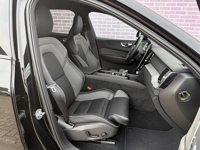 Volvo XC60 2.0 T6 Plug-in hybrid AWD Plus Black Edition | Facelift | Trekhaak | Memory | 360° camera | Stoelverwarming V+A | Stuurverwarming | Harman/Kardon | DAB | BLIS | Adaptieve cruise |