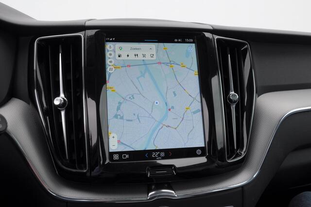 Volvo XC60 T6 350PK Automaat Plug-in hybrid AWD Plus Bright Panoramisch schuif-kanteldak / Google infotainment / Lederen bekleding / Parkeersensoren voor en achter met parkeercamera / Road Sign information / Cruise Control