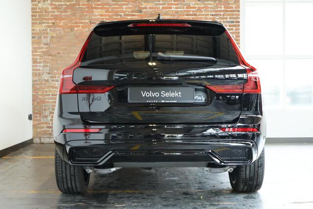 Volvo XC60 2.0 T8 Plug-in hybrid AWD Ultra Black Edition | Luchtvering | Bowers & Wilkins Premium Audio | 360° Parkeercamera | Parkeersensoren voor + achter | Google Infotainment | Parkeerverwarming | Nieuw Model | Nappa Lederen bekleding