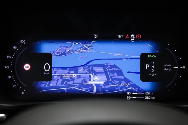 Volvo XC60 2.0 T6 Plug-in hybrid AWD Plus Dark SOH 97% | PANORAMADAK | STUURVERWARMING | 360 CAMERA | TREKHAAK