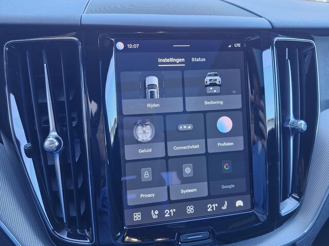 Volvo XC60 T6 Recharge hybrid AWD R-design DARK NIEUW MODEL pano | 360 | 21'' | elekt stoelen etc