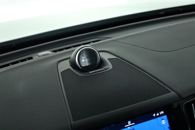 Volvo XC60 2.0 T8 Plug-in-hybrid AWD Polestar Engineered Panorama / Opendak / B&W / HUD / Pilot assist / Trekhaak