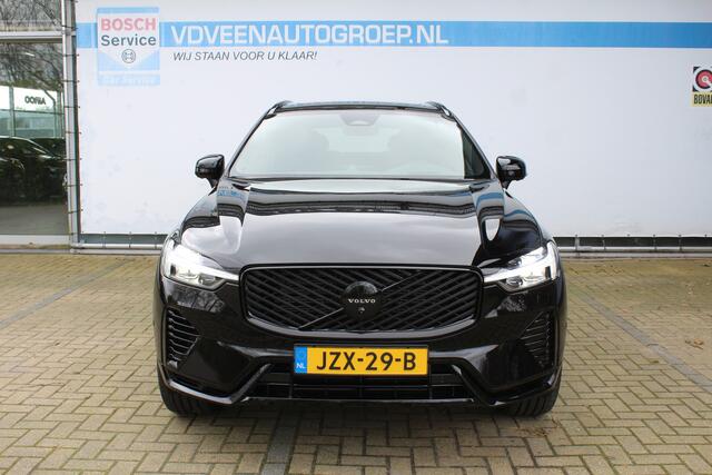 Volvo XC60 2.0 T6 Plug-in hybrid AWD Ultra Black Edition | Panorama dak | Luchtvering | Bowers & Wilkins Audiosysteem | Elektrisch wegklapbare trekhaak | Head-Up display | Elektrisch verstelbare stoelen + Memory | 360* Camera | Stoel/Stuur verwarming | Stoelventilat