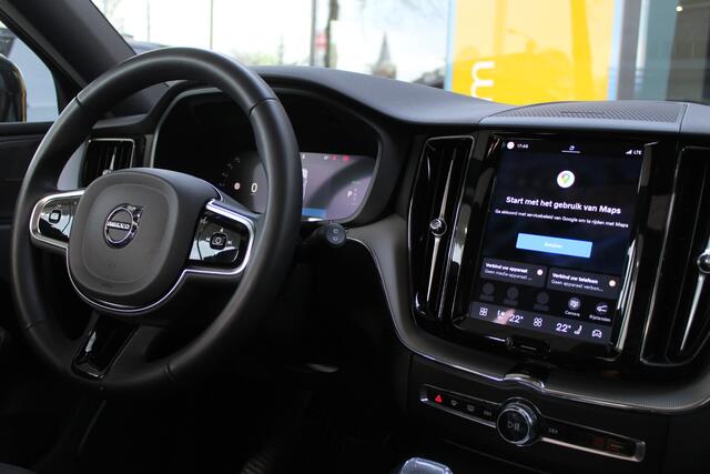 Volvo XC60 2.0 T8 Plug-in hybrid AWD Plus Black Edition Elek. Trekhaak | 360 Camera | Panorama dak | Getint glas