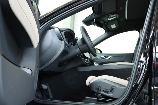 Volvo XC60 2.0 T6 Plug-in hybrid AWD Plus Dark | Elektrisch Schuif/Kantel-Panoramadak | Head-Up Display | 360º Camera | 20" Lichtmetalen Wielen | Harman Kardon Premium Audio |