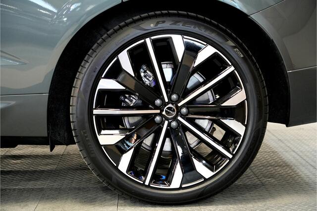 Volvo XC60 2.0 T8 AWD 335kW/456pk Aut8 Plug-in hybrid Ultra Dark LUCHTVERING + PANORAMADAK + HARMAN/KARDON + ADAPT.CRUISE + GOOGLE DASH + HEAD-UP + LANE ASSIST + STOEL-&STUURVERWARMING + 360 CAMERA + PARKSENSOREN V&A + 21" LM-VELGEN!!