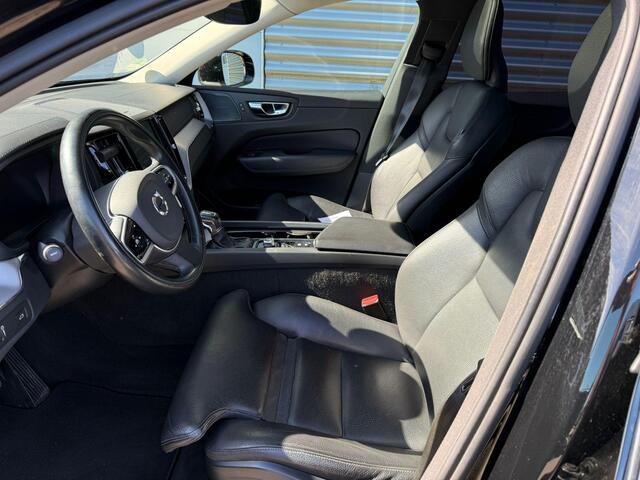 Volvo XC60 2.0 T5 AWD Inscription | Trekhaak | 360 Graden Camera | Head-up Display | Panoramadak | BLIS | Navigatie | Keyless Entry | Elektrische Achterklep | Parkeerverwarming | LED Koplampen Adaptief | Lederen Bekleding | Stoelverwarming