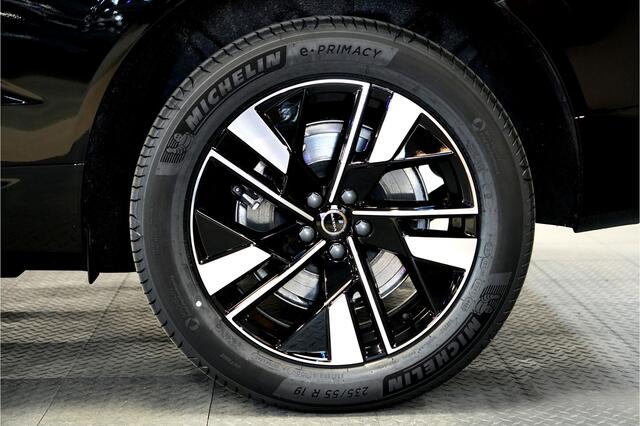 Volvo XC60 2.0 T8 AWD 335kW/456pk Aut8 Plug-in hybrid Plus Dark HARMAN/KARDON + PANORAMADAK + 360 CAMERA + HEAD-UP + BLIS + LANE ASSIST + STOEL-&STUURVERWARMING + ADAPT.CRUISE + PILOT ASSIST + MATRIX LED + KEYLESS ENTRY&GO + PARKSENSOREN V&A + 19" LM-VELGEN!!