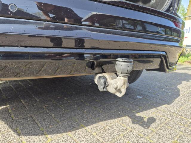 Volvo XC60 2.0 T6 Plug-in hybrid AWD Plus Dark Trekhaak/ACC/BLIS etc.