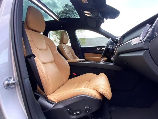 Volvo XC60 2.0 T8 Recharge AWD Ultra Dark