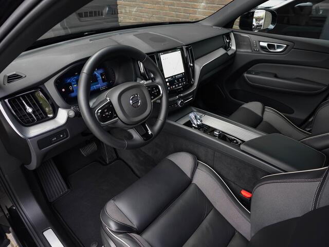 Volvo XC60 2.0 T6 Plug-in hybrid AWD All Black | All Black | PANO | 20"| H&K | BLIS | Memo 2 x |