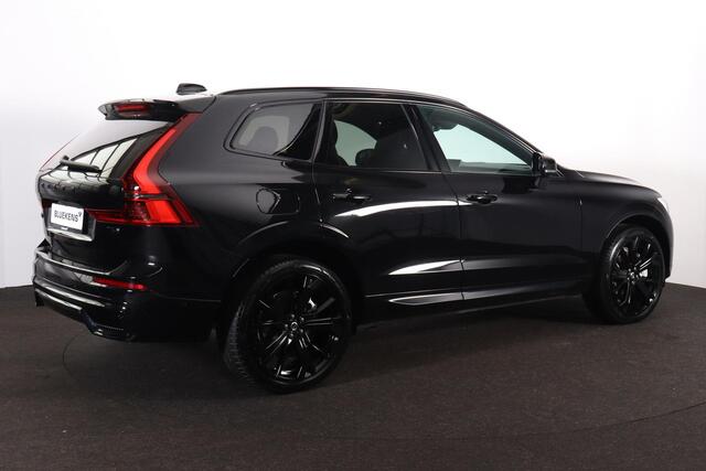 Volvo XC60 T6 Recharge AWD Plus Black Edition - Panorama/schuifdak - IntelliSafe Assist & Surround - 360º Camera - Harman Kardon audio - Adaptieve LED koplampen - Verwarmde voorstoelen, stuur & achterbank - Parkeersensoren voor & achter - Elektr. bedienb. voorstoele