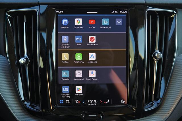 Volvo XC60 T6 Recharge AWD Plus Bright - Panorama/schuifdak - IntelliSafe Assist & Surround - 360º Camera - Harman Kardon audio - Adaptieve LED koplampen - Verwarmde voorstoelen, stuur & achterbank - Parkeersensoren voor & achter - Elektr. bedienb. voorstoelen met g