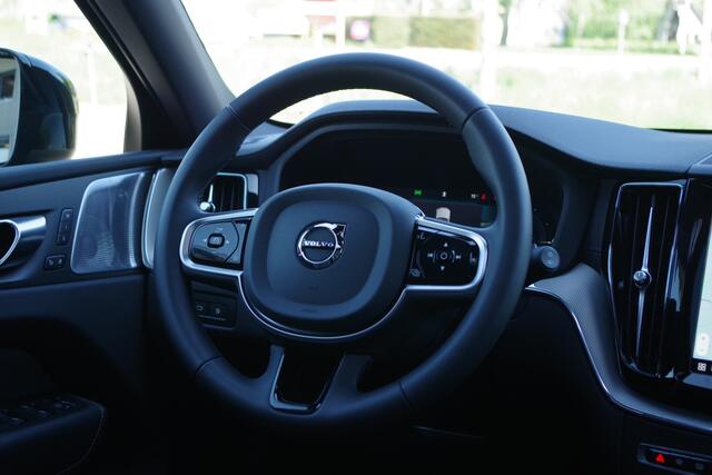 Volvo XC60 2.0 T8 Plug-in-hybrid AWD 456 PK Polestar Engineered, Panoramadak, Trekhaak, B&W Sound, Memory, 360 Camera