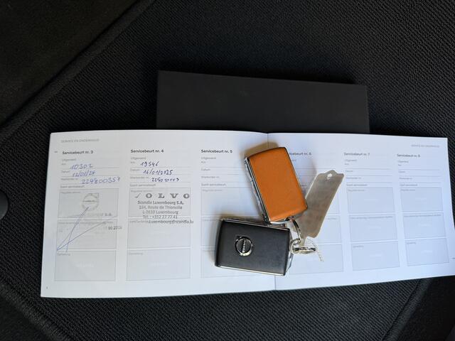 Volvo XC60 2.0 Recharge T6 AWD Inscription Open dak Carplay BLIS Dealeronderhouden