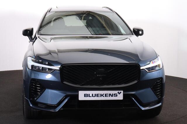 Volvo XC60 T8 Recharge AWD Plus Black Edition - Panorama/schuifdak - IntelliSafe Assist & Surround - 360º Camera - Harman/Kardon audio - Adaptieve LED koplampen - Verwarmde voorstoelen, stuur & achterbank - Parkeersensoren voor & achter - Elektr. bedienb. voorstoele