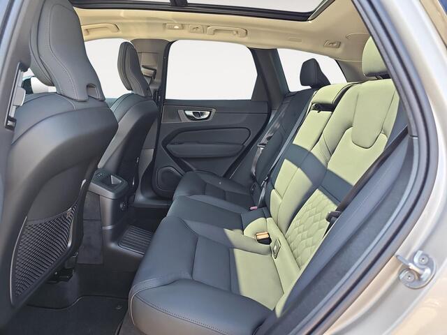 Volvo XC60 2.0 T8 Plug-in hybrid AWD Plus Dark | Head Up Display | Harman / Kardon Audio | Panoramadak |