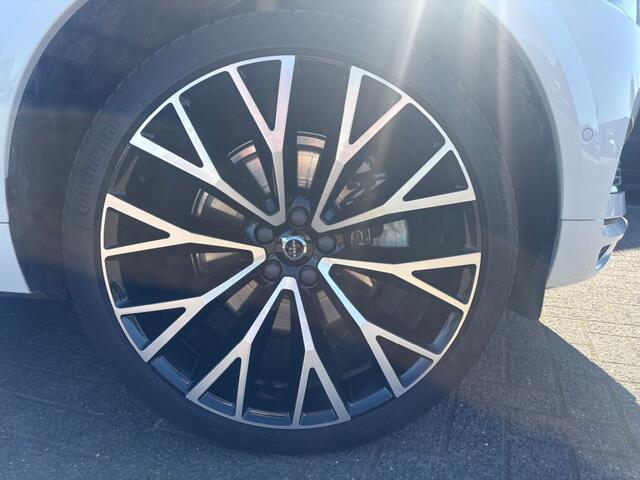 Volvo XC60 T6 AWD Recharge 22 Inch I Panoramadak I All-in prijs!