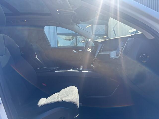 Volvo XC60 T6 AWD Recharge 22 Inch I Panoramadak I All-in prijs!