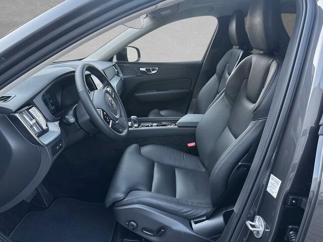 Volvo XC60 2.0 T8 Plug-in hybrid AWD Plus Dark (335kW/455PK) LUCHTV, PANO, ACC, HuD, 21-inch LMV ** Ex VOLVO - 26k Onder NP ** ** INFORMEER OOK NAAR ONZE AANTREKKELIJKE FINANCIAL-LEASE TARIEVEN **