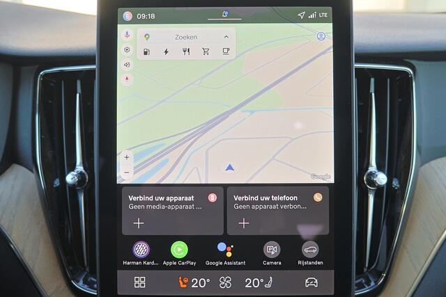 Volvo XC60 T6 Recharge AWD Plus Dark - Panorama/schuifdak - IntelliSafe Assist & Surround - 360º Camera - Harman/Kardon audio - Verwarmde voorstoelen, stuur & achterbank - Parkeersensoren voor & achter - Elektr. bedienb. voorstoelen met geheugen - Head up display -