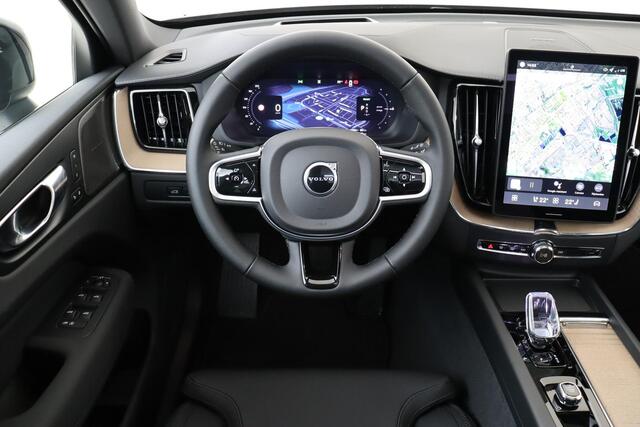 Volvo XC60 II T6 PLUG-IN HYBRID AWD ULTRA DARK *NIEUW!* -PANO.DAK|HARMAN/KARDON|HEAD-UP DISP.|360°CAM|PRIVACY.GLAS|ZWARTE.HEMEL|TREKHAAK|21" *NW.PRIJS ¤81.493,-*