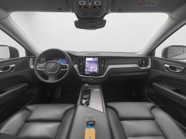 Volvo XC60 2.0 T6 Plug-in hybrid AWD Ultimate Dark | PANO | 360° | ADAPTIVE | H&K | LUCHTVERING | STOEL- EN STUURVERW. | TREKHAAK