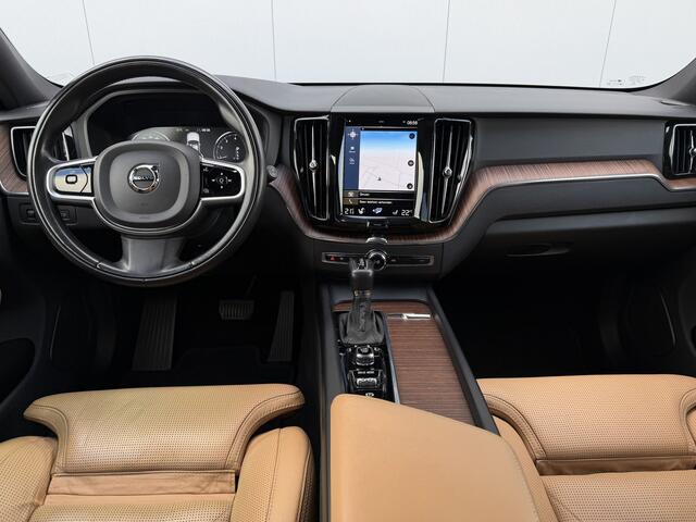 Volvo XC60 2.0 T5 AWD Inscription Trekhaak/Pano/Luchtvering/Leer.