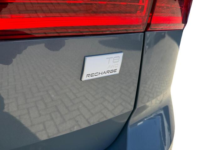 Volvo XC60 2.0 T8 Plug-in hybrid AWD Ultimate Dark LONG RANGE