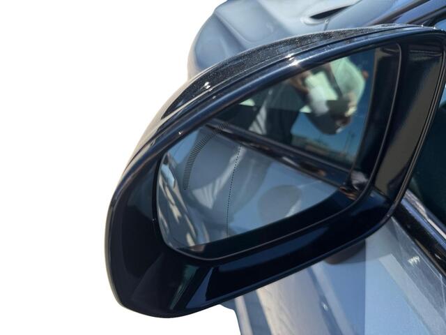 Volvo XC60 2.0 T8 Plug-in hybrid AWD Ultimate Dark LONG RANGE