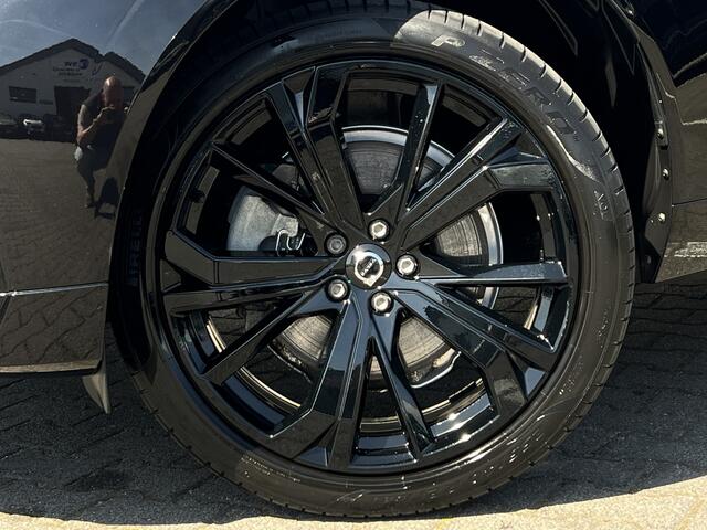 Volvo XC60 2.0 T6 Plug-in hybrid AWD Plus Black Edition | Trekhaak | Memory | Harman Kardon Audio | Pano