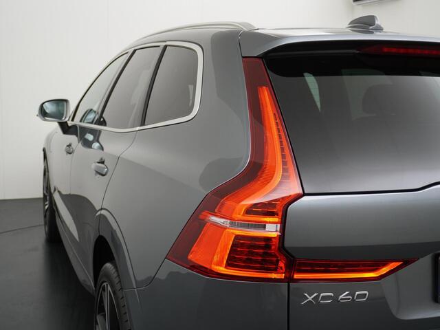 Volvo XC60 2.0 T8 Twin Engine AWD R-Design Trekhaak/Panodak/Camera etc.