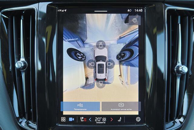 Volvo XC60 T6 Recharge AWD Plus Dark - Panorama/schuifdak - Luchtvering - IntelliSafe Assist & Surround - 360º Camera - Harman Kardon audio - Adaptieve LED koplampen - Verwarmde voorstoelen, stuur & achterbank - Parkeersensoren voor & achter - Elektr. bedienb. voors