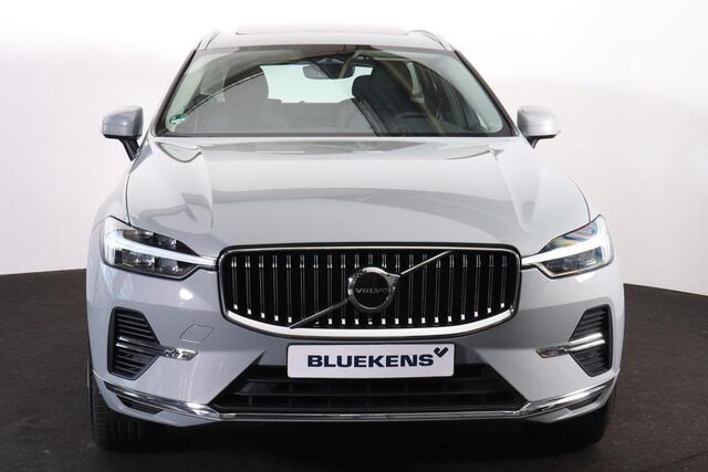 Volvo XC60 T6 Recharge AWD Essential - Panorama/schuifdak - Parkeercamera achter - Parkeersensoren achter - Draadloze tel. lader - High Performance audio - Cruise control - Inklapbare trekhaak - 18' LMV