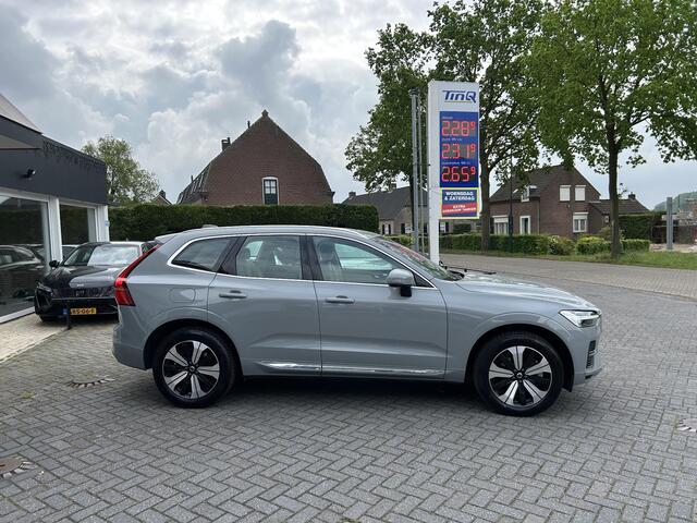 Volvo XC60 2.0 T6 Plug-in hybrid AWD Essential Bright